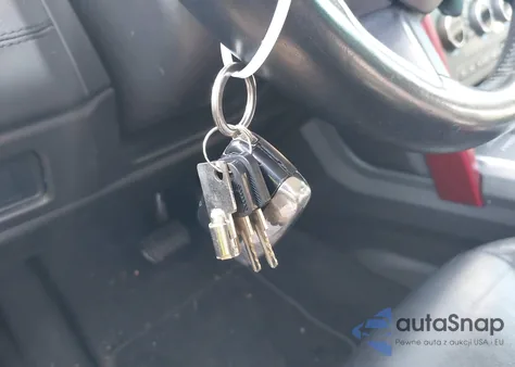 2016 Land Rover Discovery Sport z USA, uszkodzony, nr VIN SAL2PG0GH619814